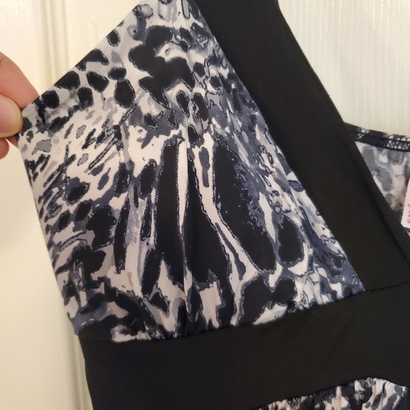 EUC Sugarspice L Top - Picture 8 of 8